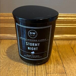 DW Home Stormy Nights Candle